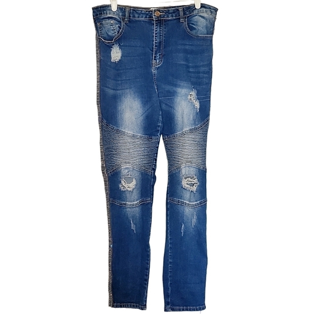 7046 * Blue Topic Distressed Jeans Size 15/16
